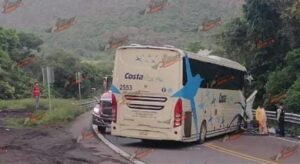 roja el autobus
