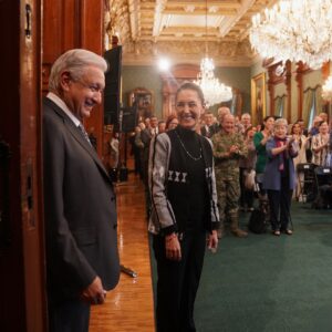 NACIONAL CLAUDIA Y AMLO