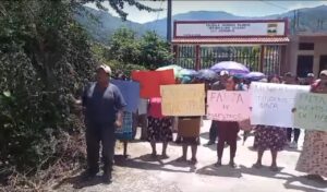 TLACO PROTESTA EN JICAYÁN DE TOVAR (1)