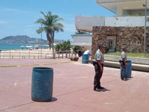 roja playa El morro