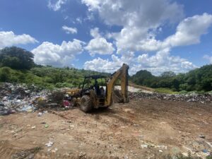 IGUALAPA Desazolvando el basurero