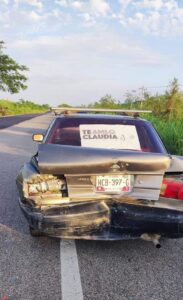 ROJA EL AUTO GOLPEADO