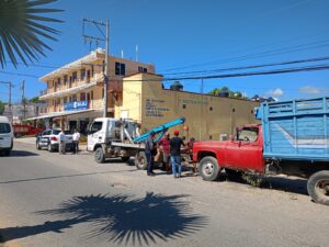 OME EL VEHÍCULO REMOVIDO (1)