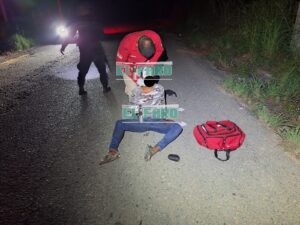 ROJA EL HERIDO SIENDO ATENDIDO