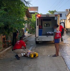 ROJA LA AMBULANCIA EN EL TRASLADO (1)