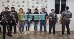 ROJA LAS JOVENCITAS PRESENTADAS