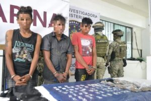 ROJA LOS DETENIDOS
