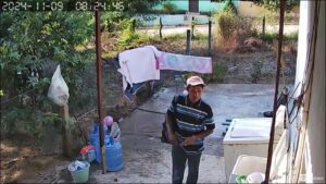 ROJA LOS LADRONES EXHIBIDOS (1)