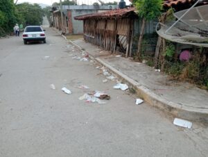 SAN LUIS BASURA POR DOQUIER (1)