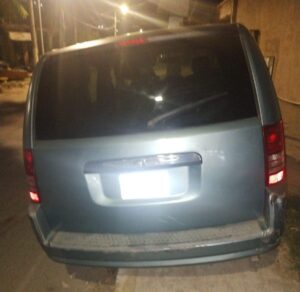 ROJA LA CAMIONETA (2)