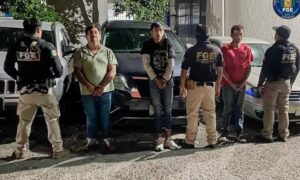roja Juan, Octavio y José N
