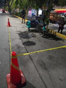 ROJA EL MOTO TRICICLO