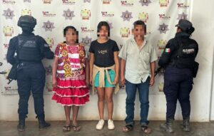ROJA LA MENOR CON SU FAMILIA