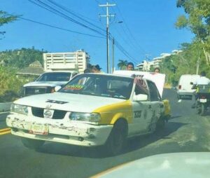 roja el taxi
