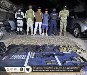 ROJA DETENIDOS Y DECOMISO (1)