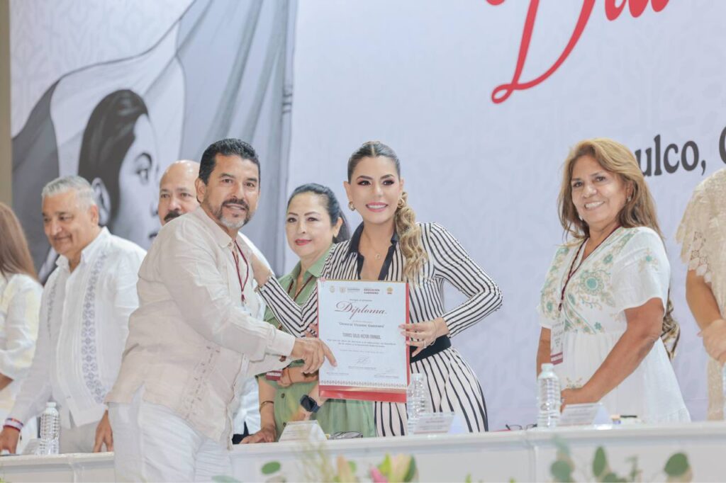 BOLETIN EVELYN PROFESORES (4)