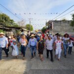 Adair Hernández encabeza pendón del barrio de San Miguel