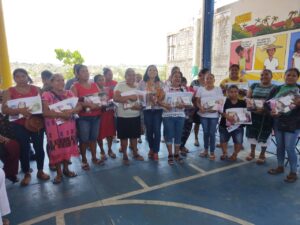 OME BEATRIZ MOJICA EN SU VISITA (2)