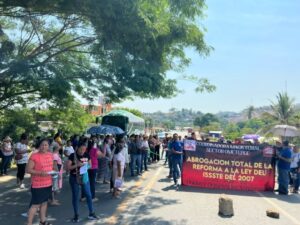 OME LOS MAESTROS EN EL BLOQUEO (1)