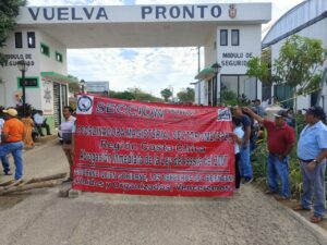 OME LOS MAESTROS EN EL BLOQUEO (1)
