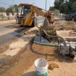 Denuncian fuga de aguas negras en bulevar de San Luis Acatlán