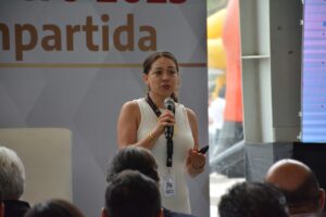 principal karen flores arredondo
