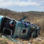 Volcadura cerca de Taxco deja un muerto y 30 heridos