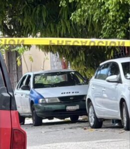 roja el taxi