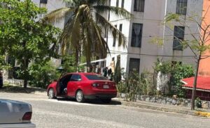 roja el vehiculo
