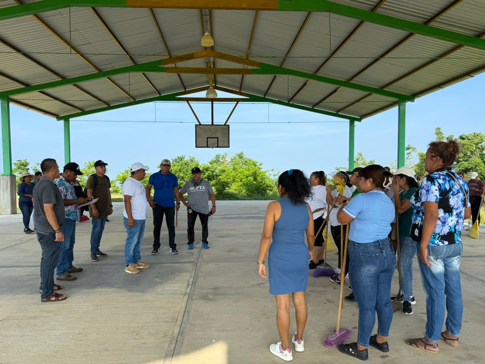 Realizan limpieza en Unidad Deportiva de Cuautepec - El Faro de la ...