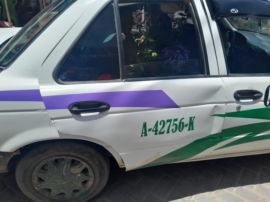 ROJA-EL-TAXI-ACCIDENTADO-1-1024x768.jpeg