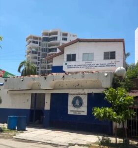 ROJA LA AGENCIA