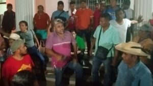 SAN LUIS ALEGATO CON EL DELEGADO (1)