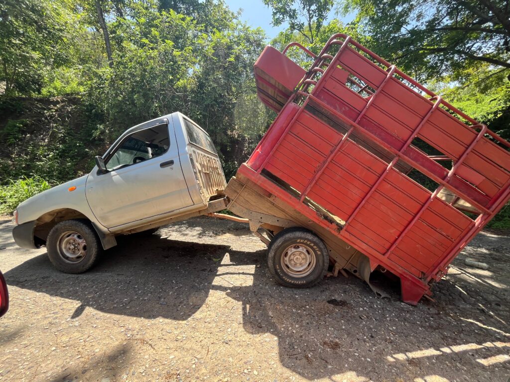 SAN-LUIS-LA-CAMIONETA-1-1024x768.jpeg