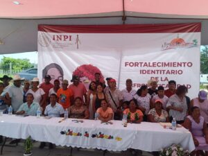 cruz grande la clausura en El Chamizal (2)