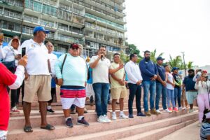 estado limpian bahia de acapulco (1)