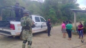 roja presencia policial