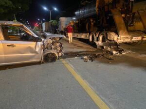 ROJA DAÑOS EN EL AUTO (1)