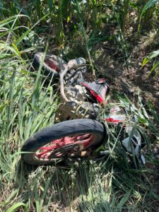 ROJA MOTO VENTO ACCIDENTADA