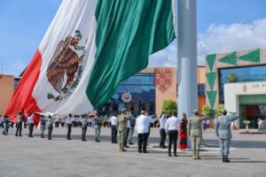 BOLETIN EVELYN MES PATRIO (2)