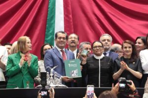NACIONAL RECIBEN DIPUTADOS PRIMER INFORME DE cLAUDIA