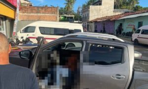 ROJA LA CAMIONETA