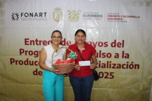 ESTADO SEFODECO ENTREGA APOYOS