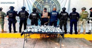 ROJA RETIRAN CÁMARAS (2)