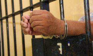 ROJA SENTENCIADOS POR POSESION DE ARMAS