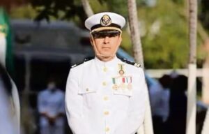 roja Fernando Farías Laguna