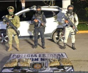 roja la droga y el coche