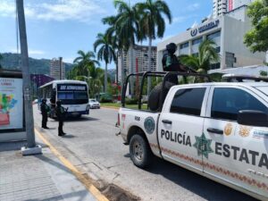 roja policias