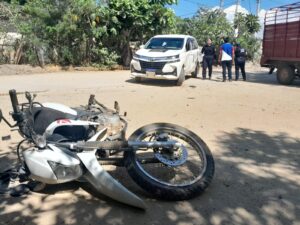 ROJA MOTOCICLETA HONDA