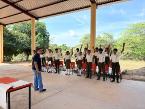 SAN LUIS ALUMNOS DE TELESECUNDARIA (3)